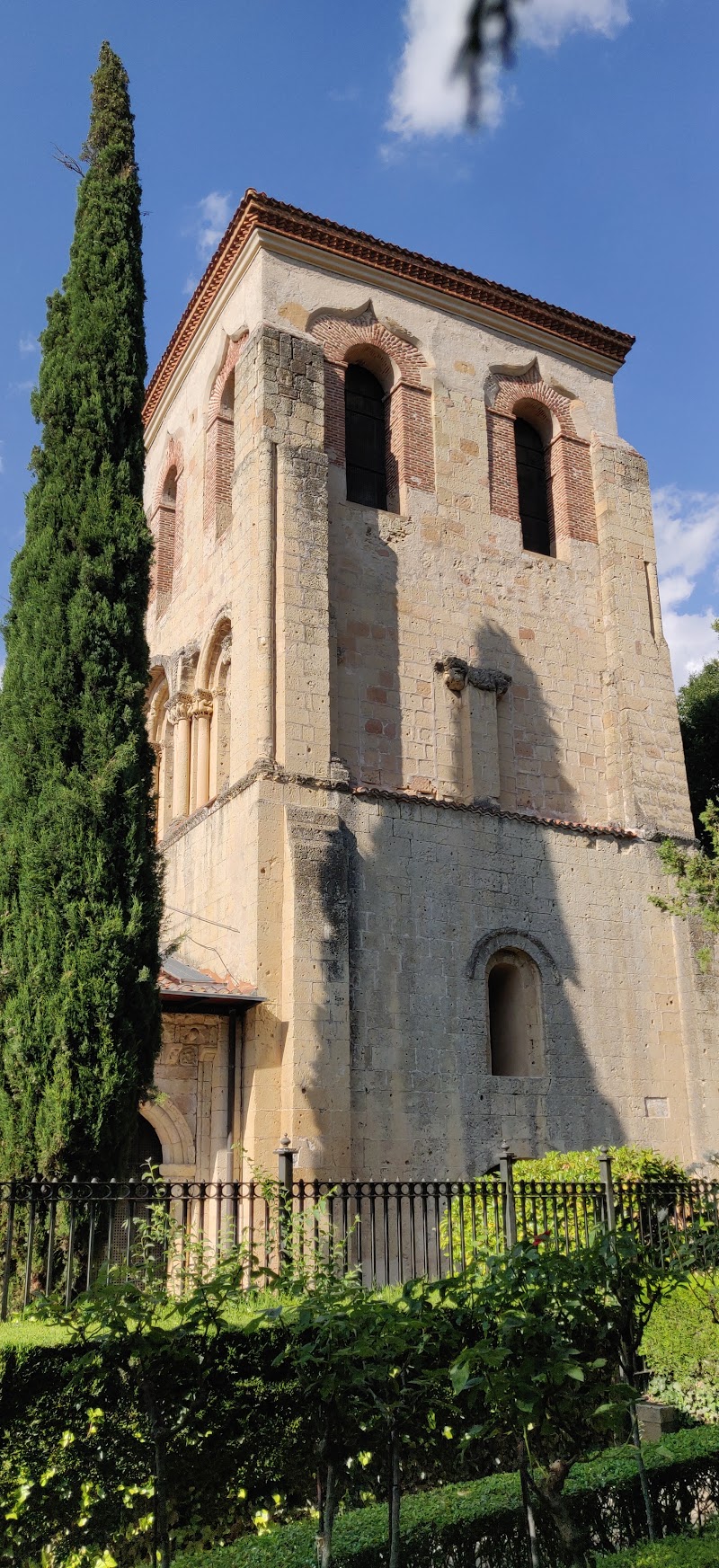 Visita a la Iglesia de San Juan de los Caballeros y Museo Zuloaga