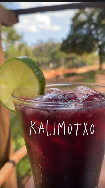 Origen Etimológico del Kalimotxo: Historia de un Nombre Emblemático