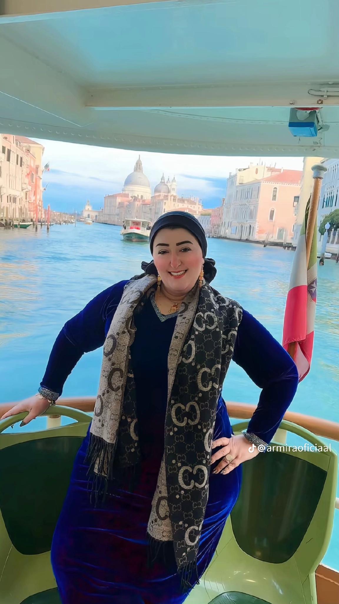 @AmiraAldahab8647 profil fotoğrafı