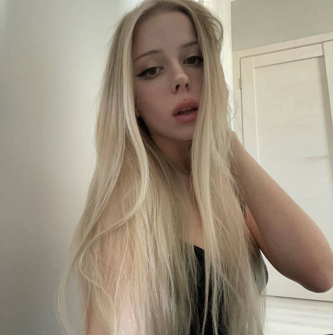 Esma İvanov profil fotoğrafı