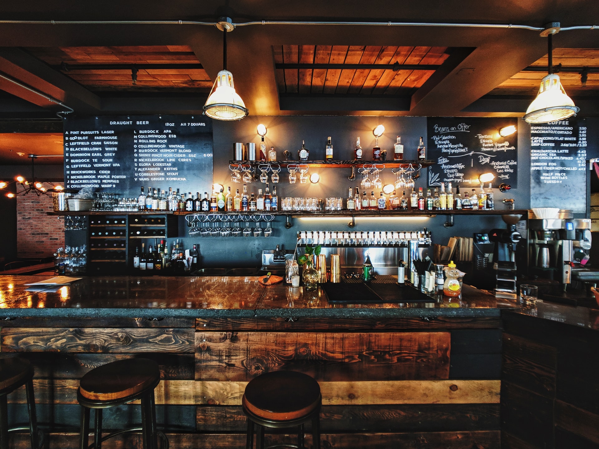 Best Pubs in the UK for a Peaceful Pint and Gastro Grub