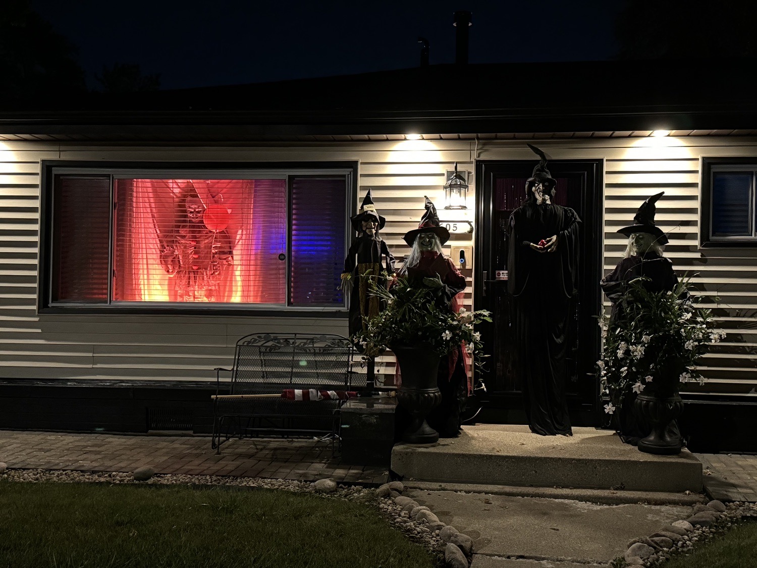 Witches And Scare Crows