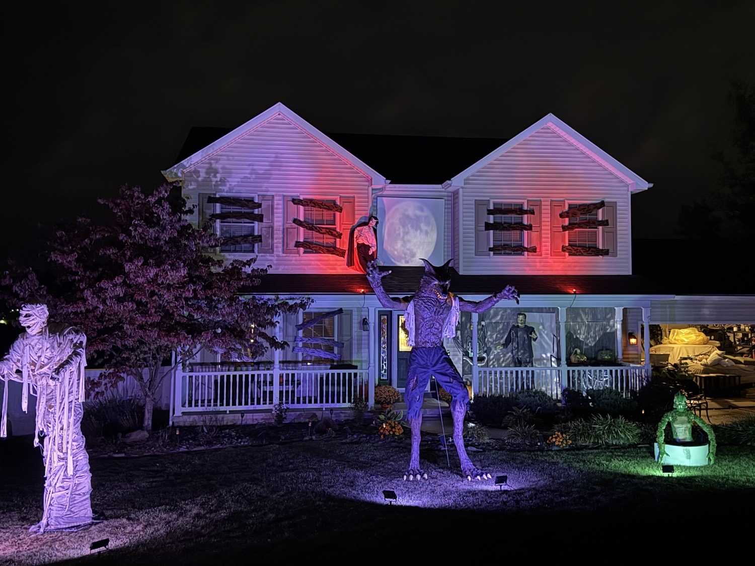 Classic monsters home Haunt