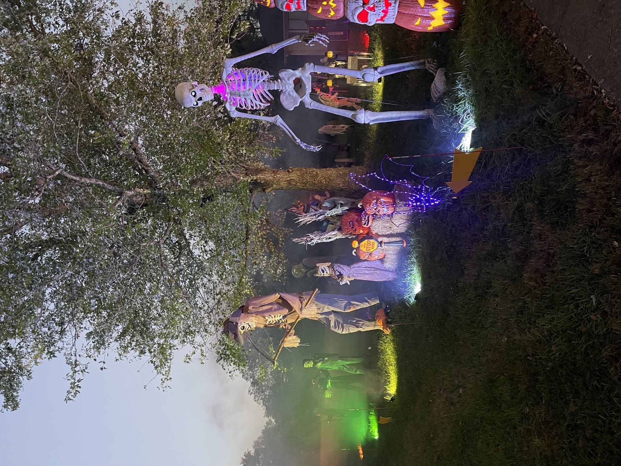 Haunt On Oak Grove Cloverhill