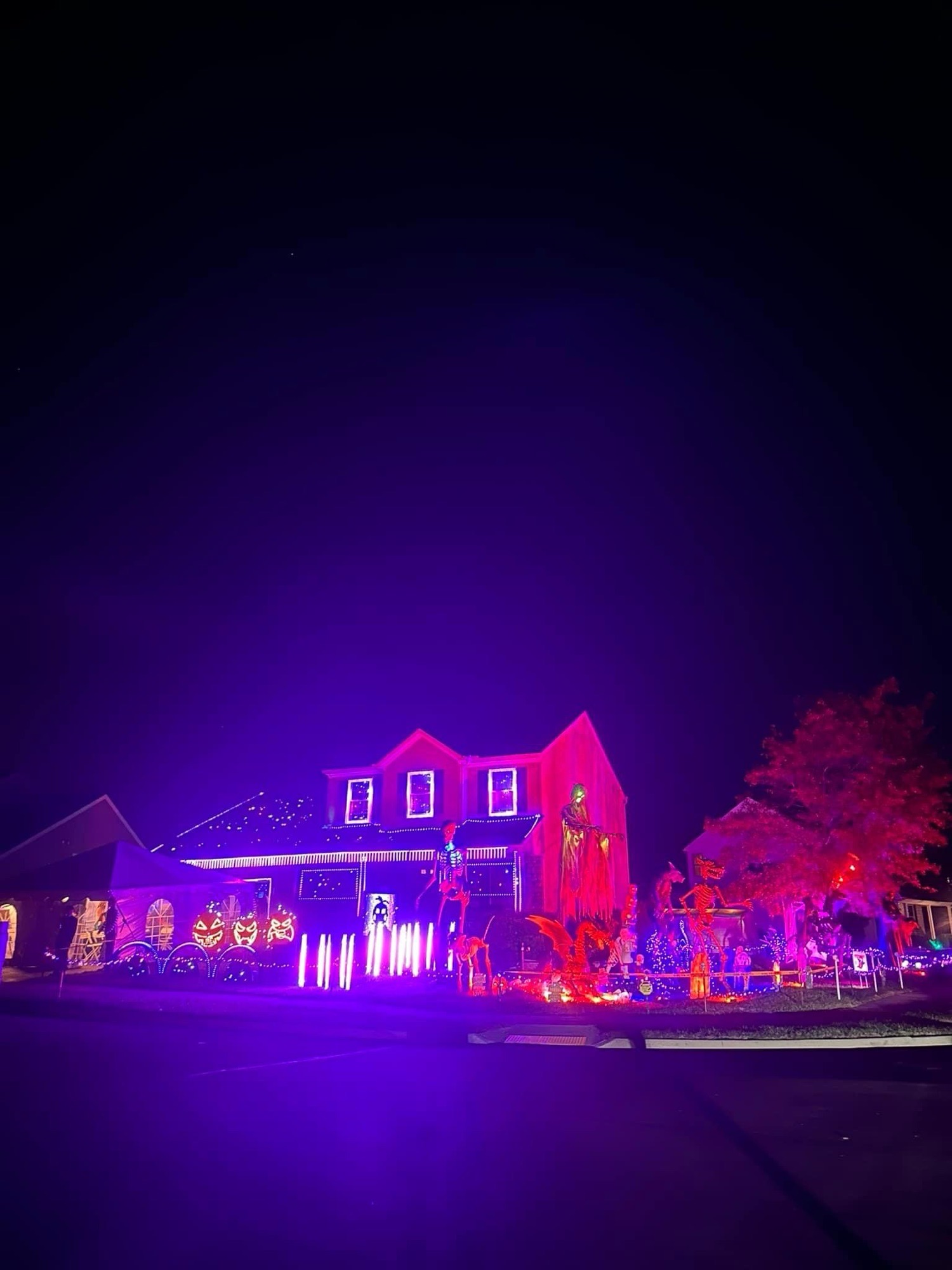 Scarlet screams- Free Haunted House