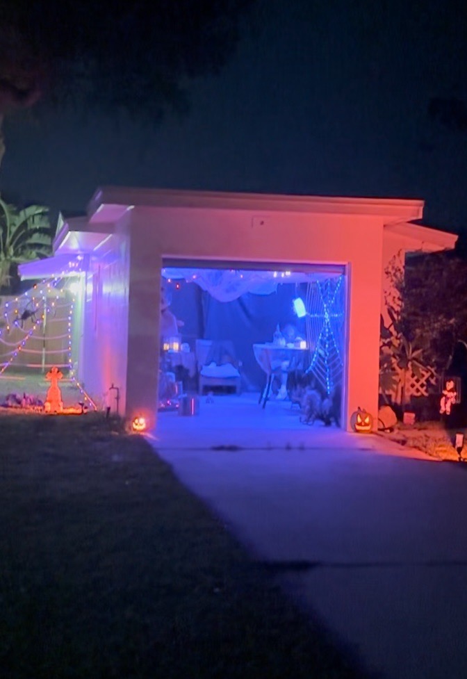 Haunted Garage - Halloween Night Only