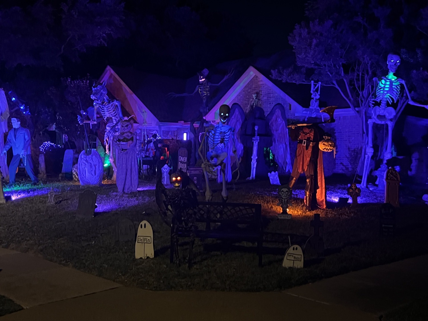 DeLizza Haunt