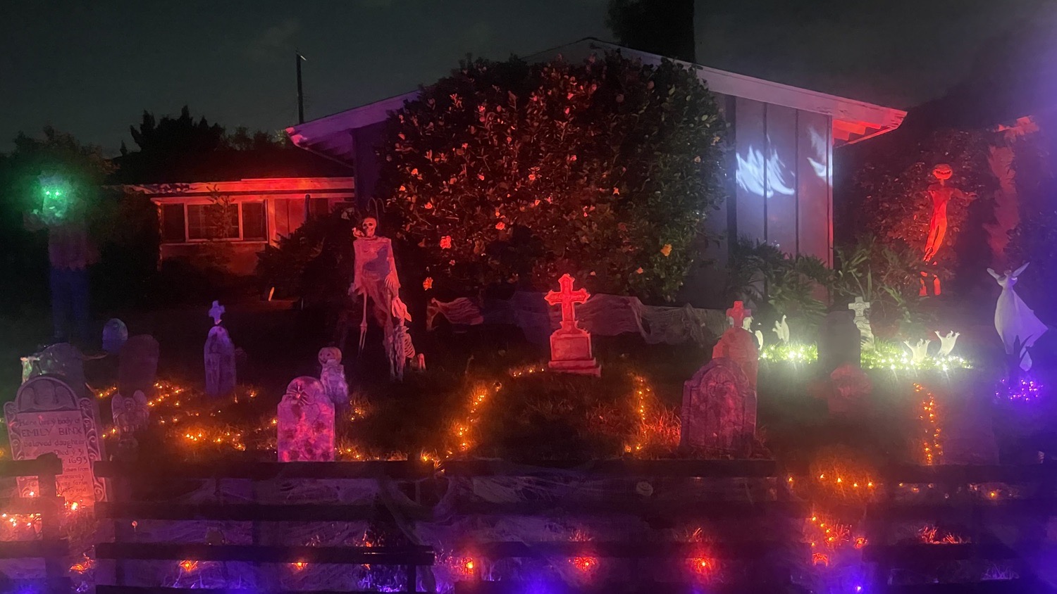 Haunted Mansion Graveyard