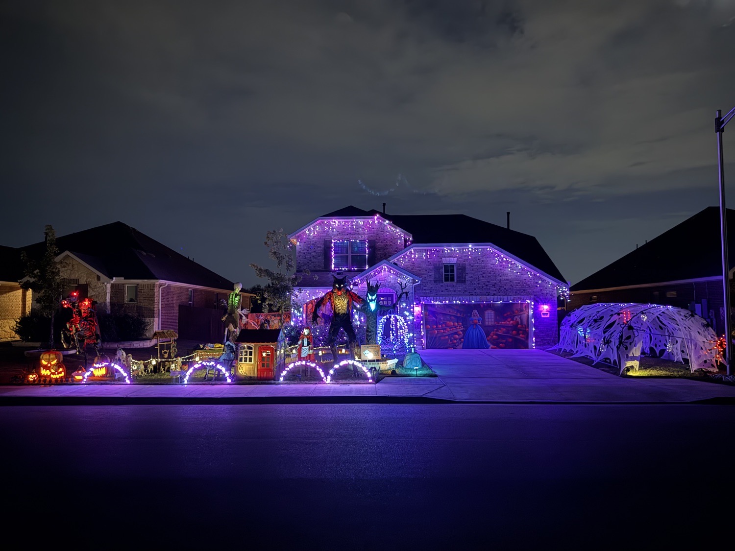 The Halloween house on Windom