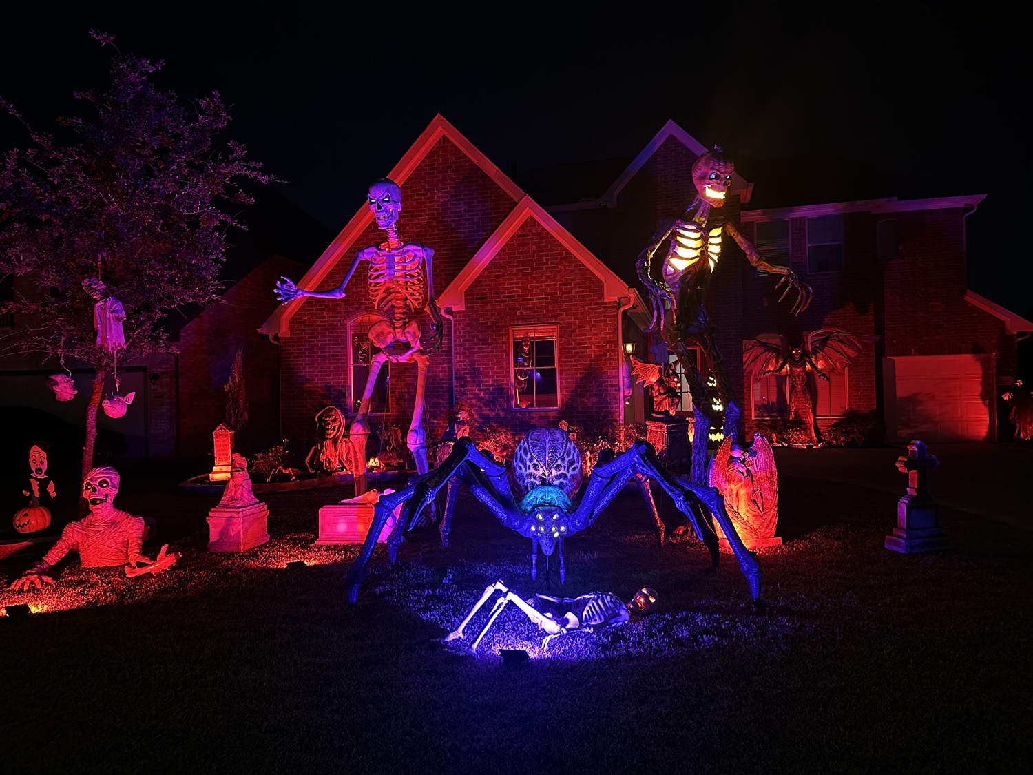 Leauvano halloween house🎃☠️