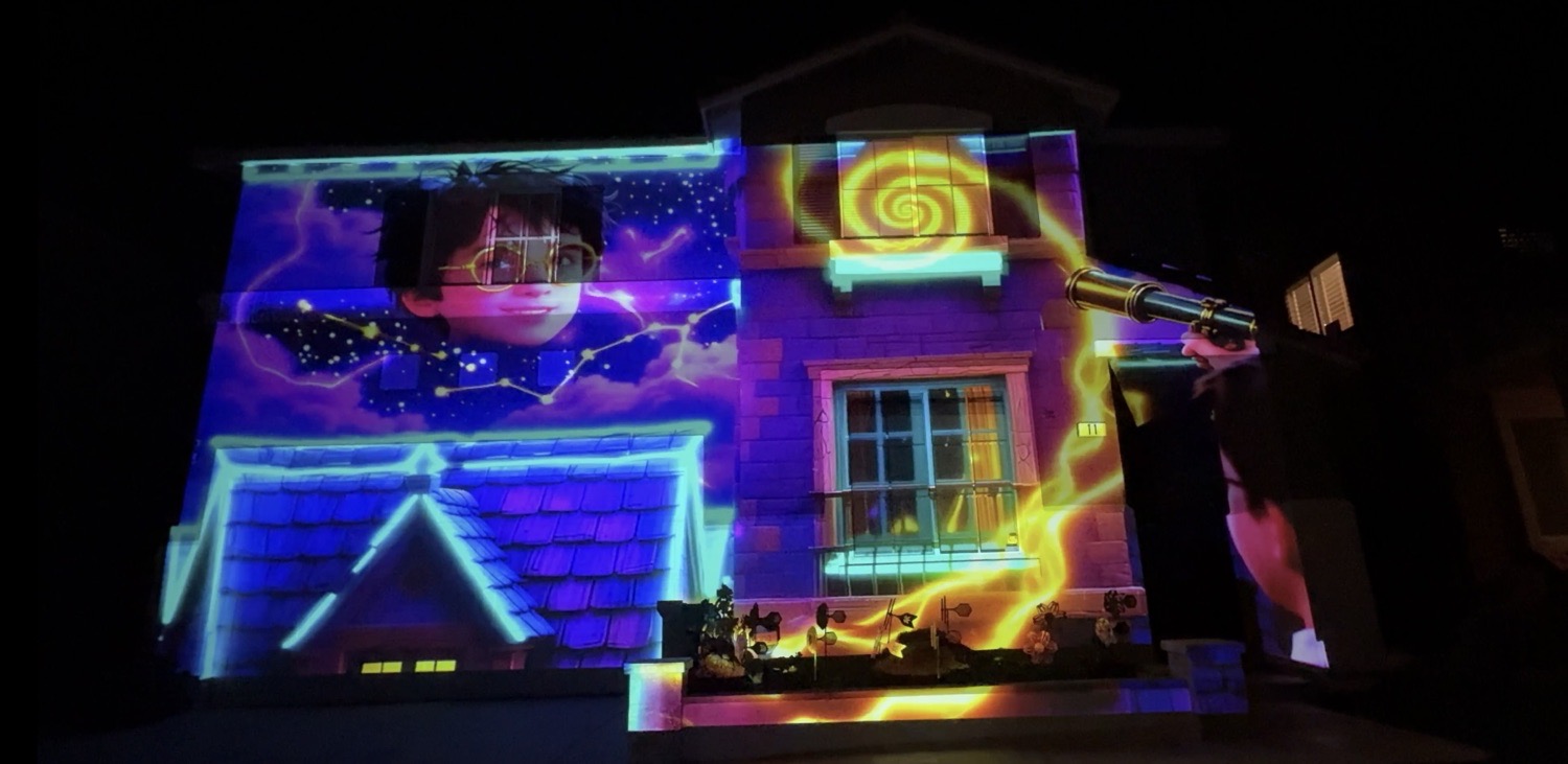 Panda’s House Projection Show