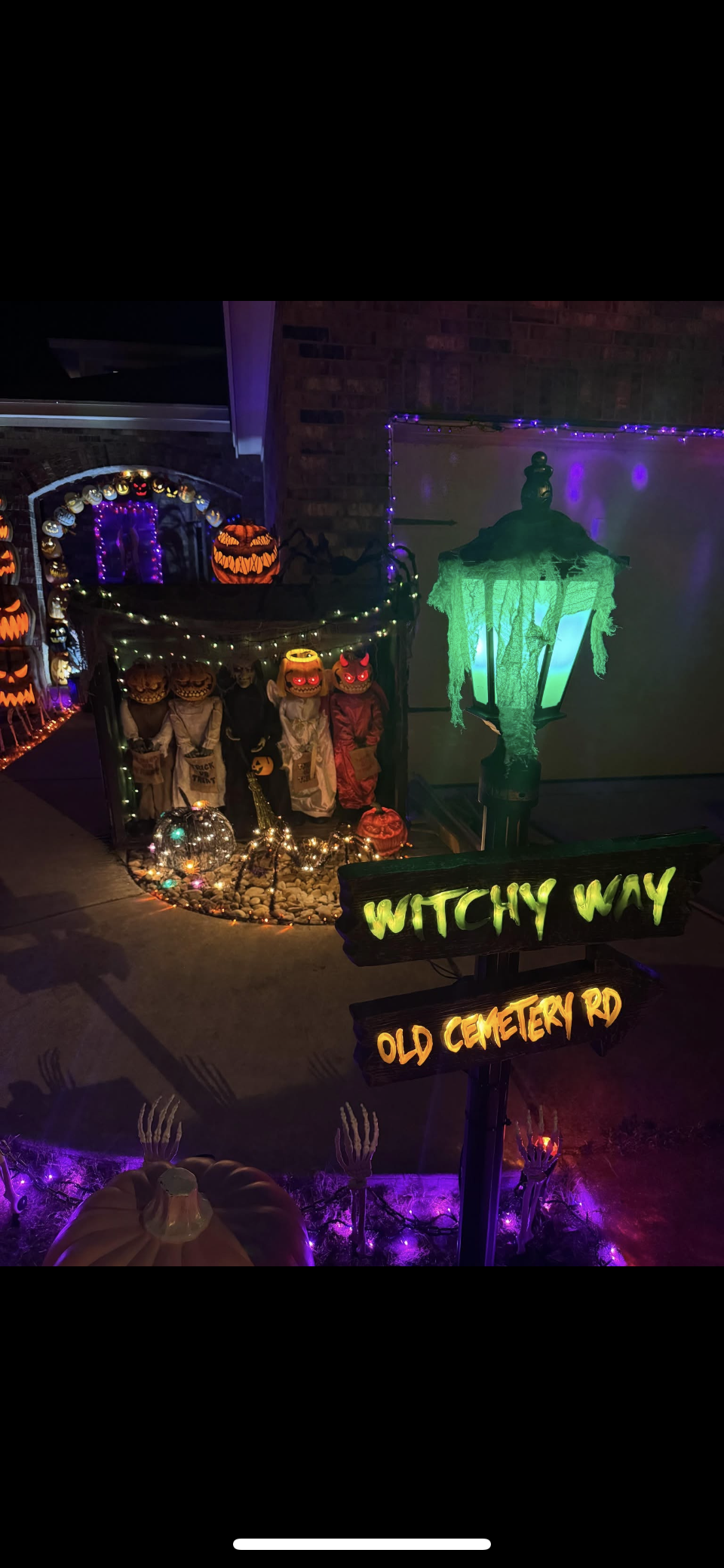 Boo-scher Cove