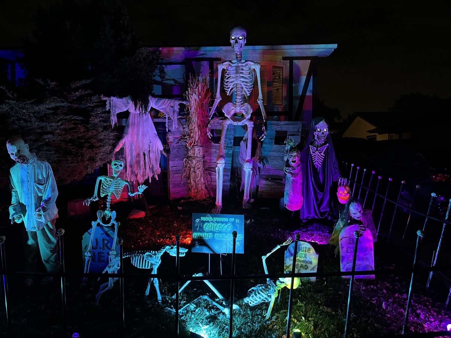 Mendez Manor — haunted house in Glendale Heights, IL