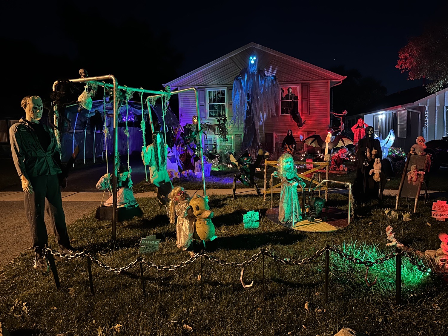 Tainted Souls Park & Graveyard