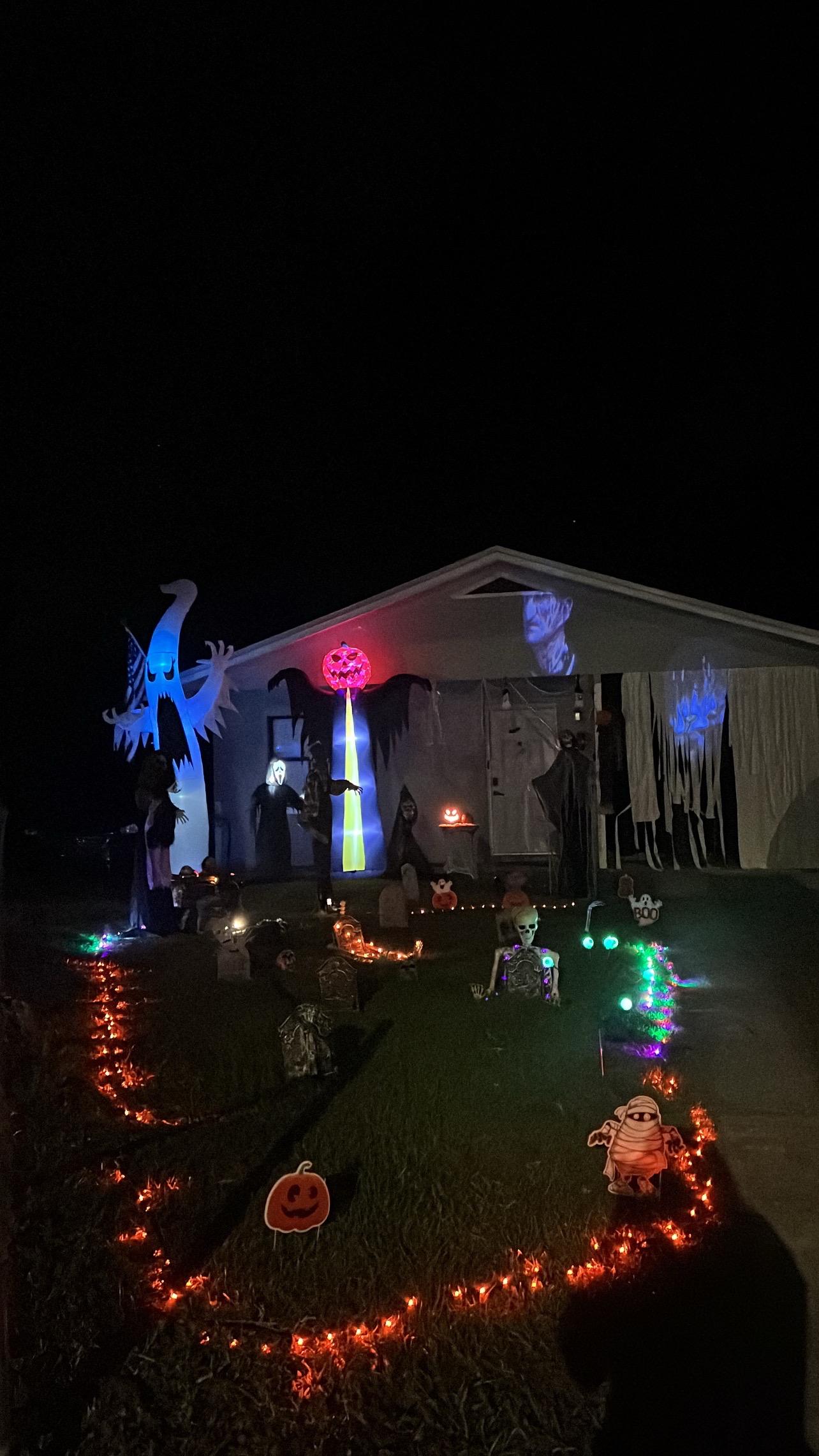 Spooky Yard & Mini Walk path 👻🍭
