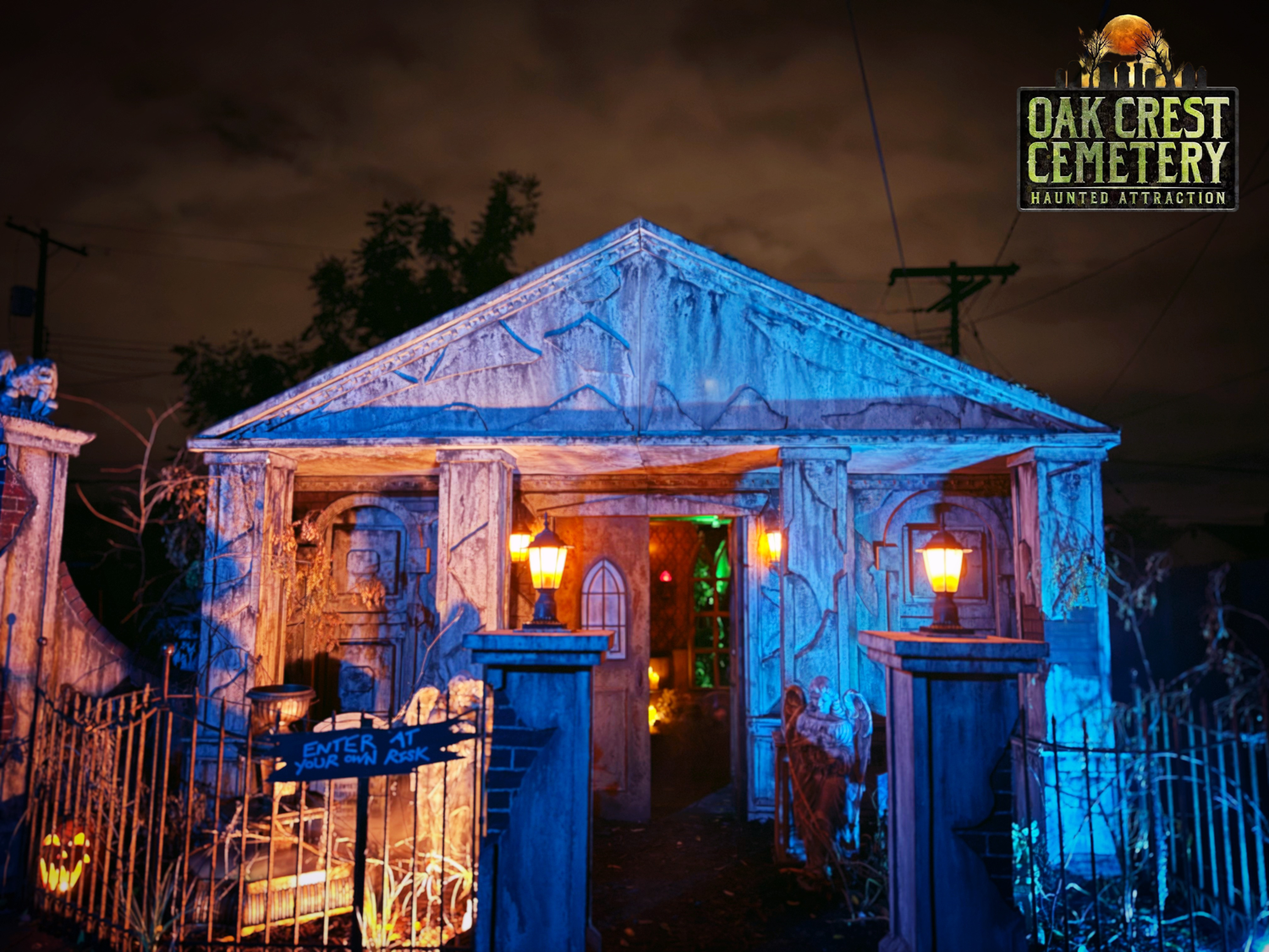 oak crest cemetery