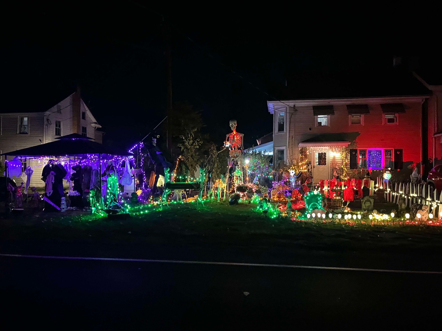 12ft Skelly’s Haunted House Of Mifflinville
