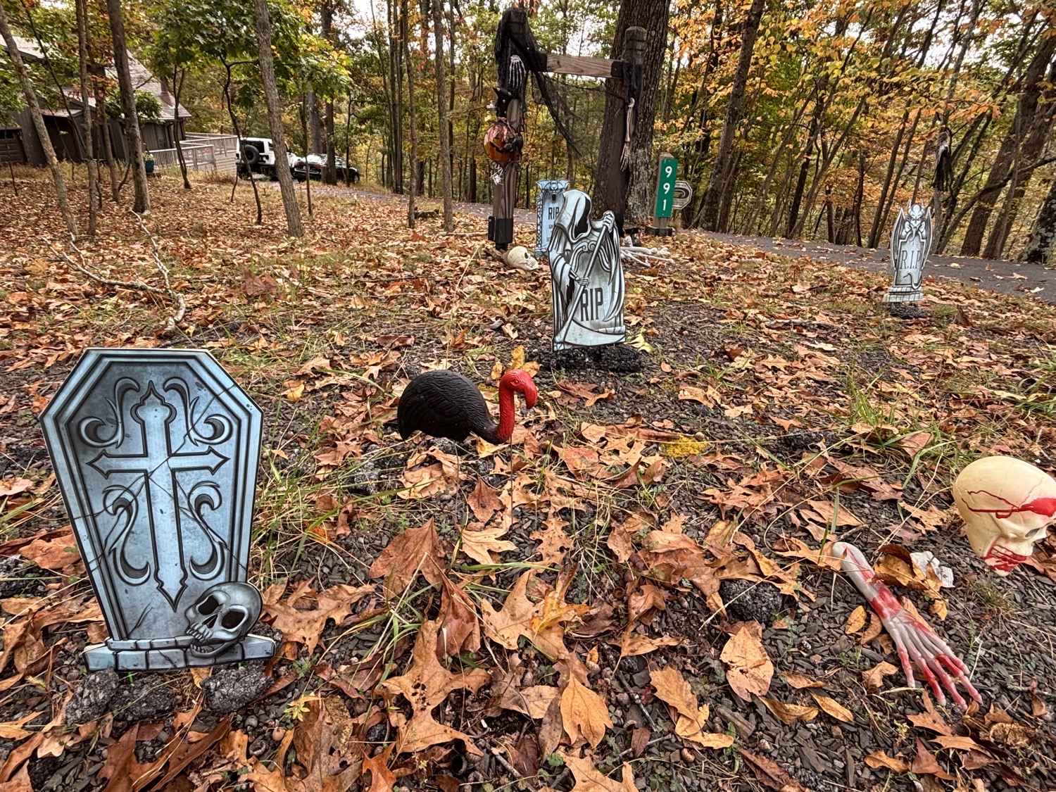 The Ravenswood Cemetery
