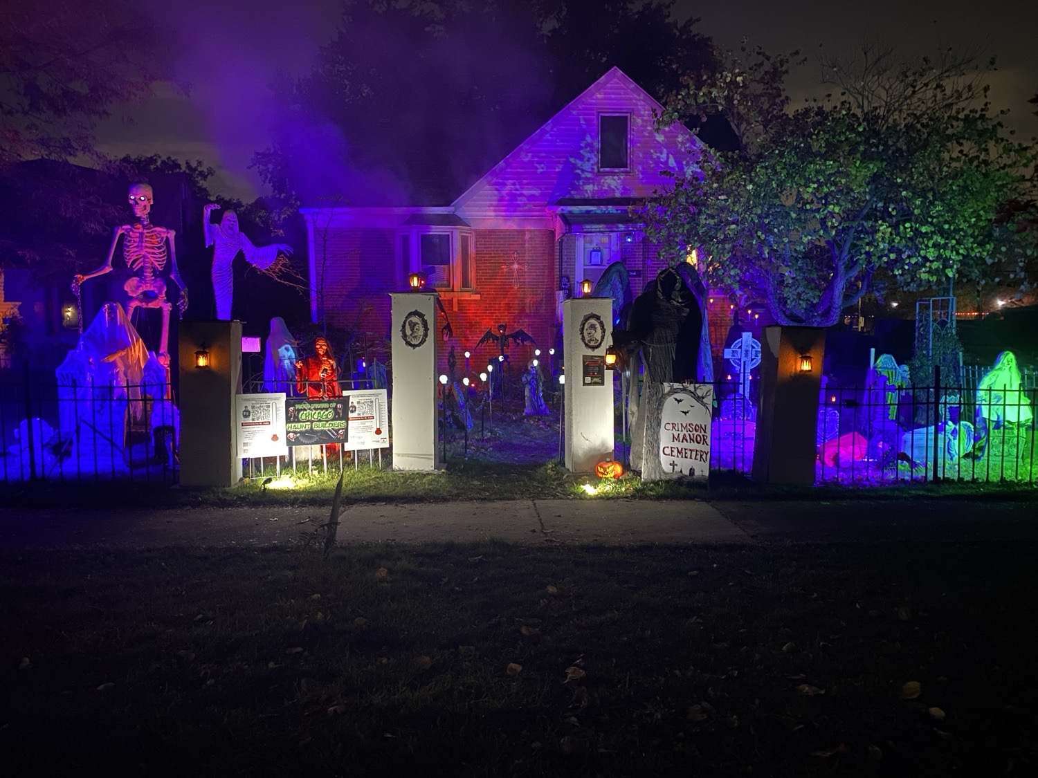 Crimson Manor Cemetery