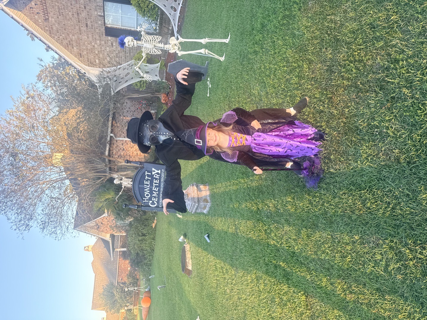 The Howlett’s Cemetery — haunted house in Denham Springs, LA
