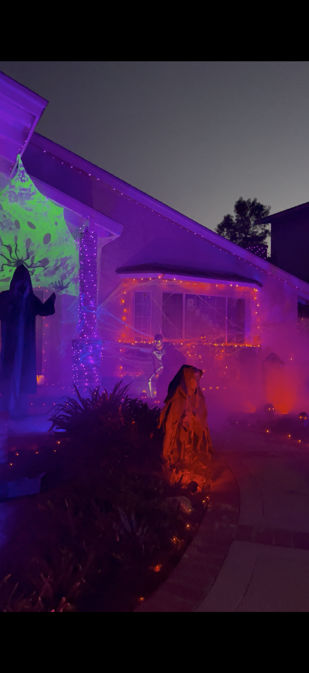 Tenderfoot Cemetery — haunted house in Newhall, CA
