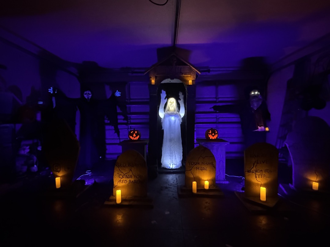 Hallowed Handmade Haunt — haunted house in Orlando, FL