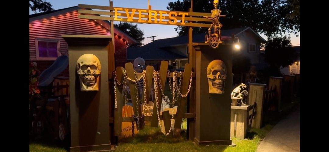 Evil on Everest Halloween Haunt in Lombard, Illinois