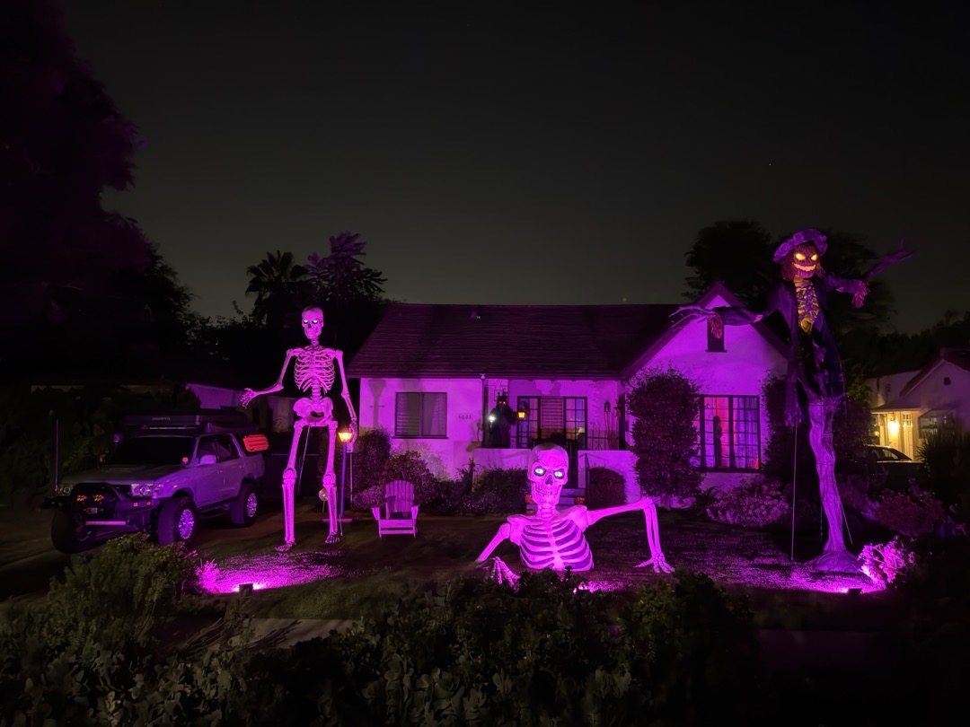 The Boneyard on Oak Avenue Halloween Haunt in Temple City, California