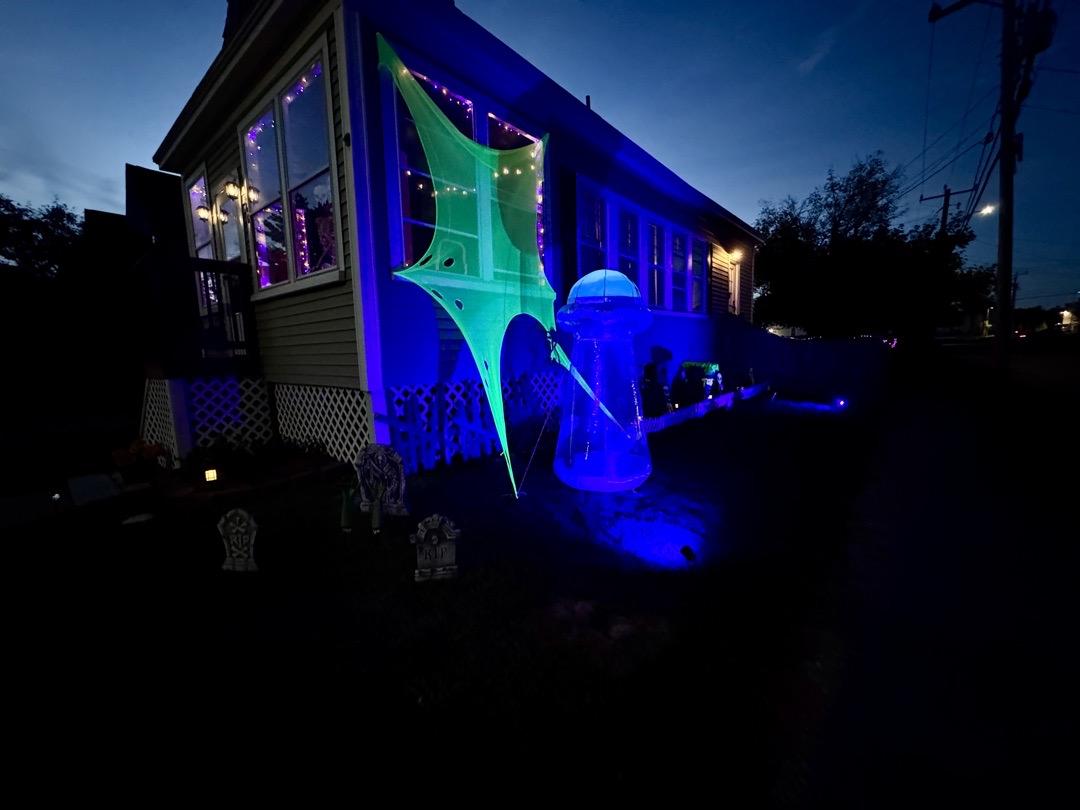 Alien Invasion In Manchester in Manchester, NH