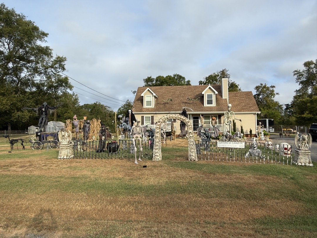 Creepshow On Corner in Murfreesboro, TN