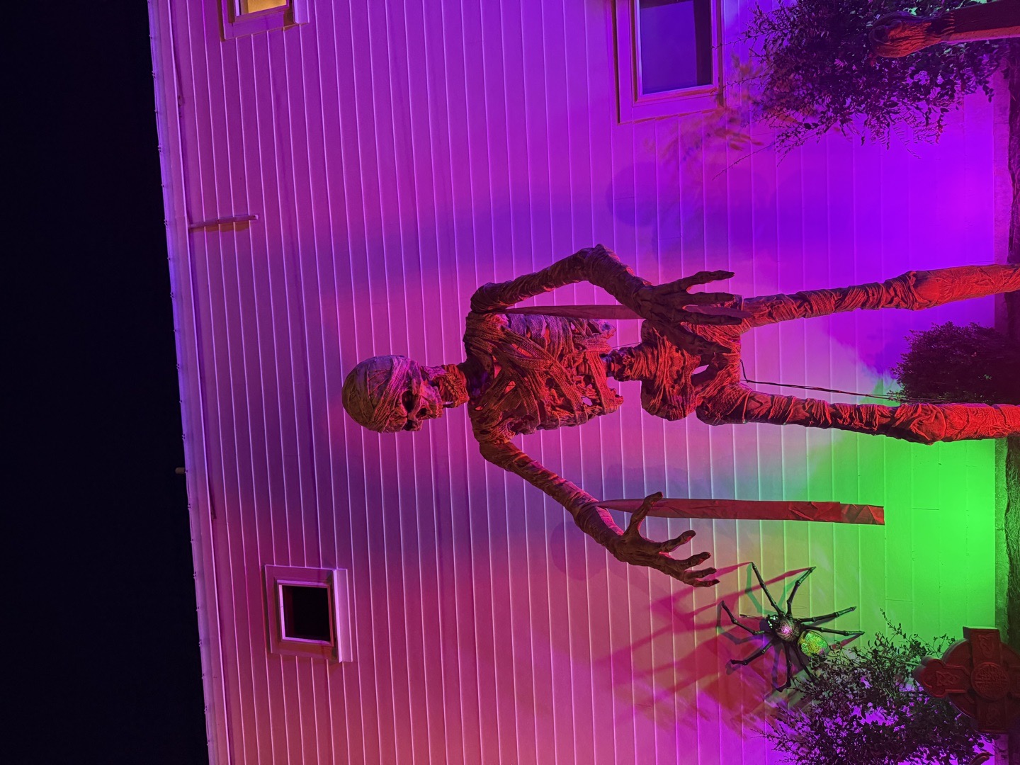 Fun Animatronics Halloween Haunt in Panama City Beach, Florida