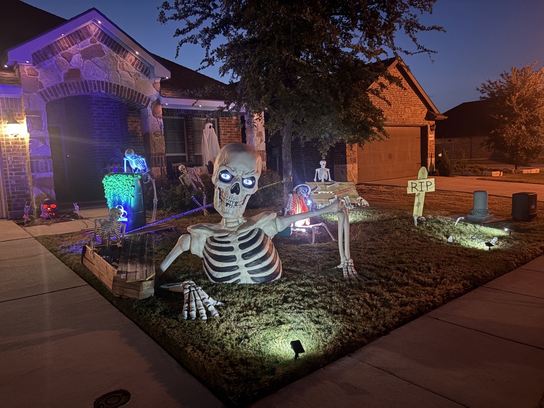 Skeletons on the Loose in Little Elm, TX