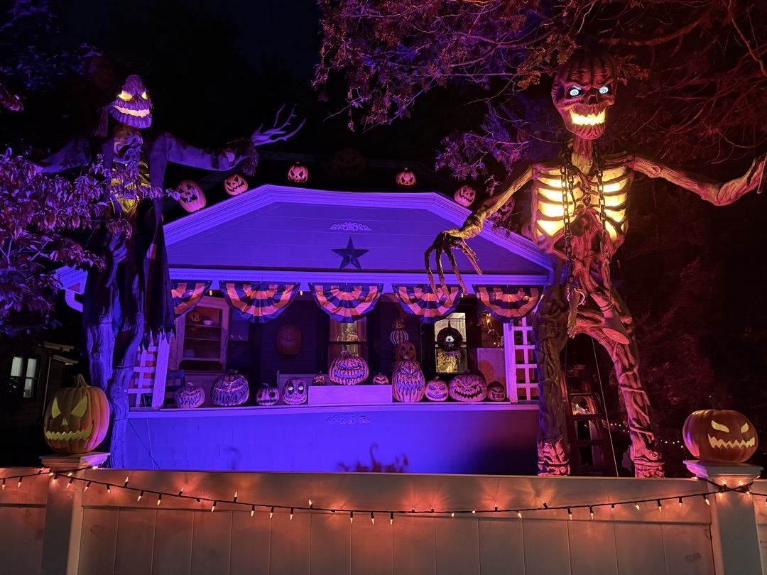 Casa Del Pumpkin in West Islip, NY