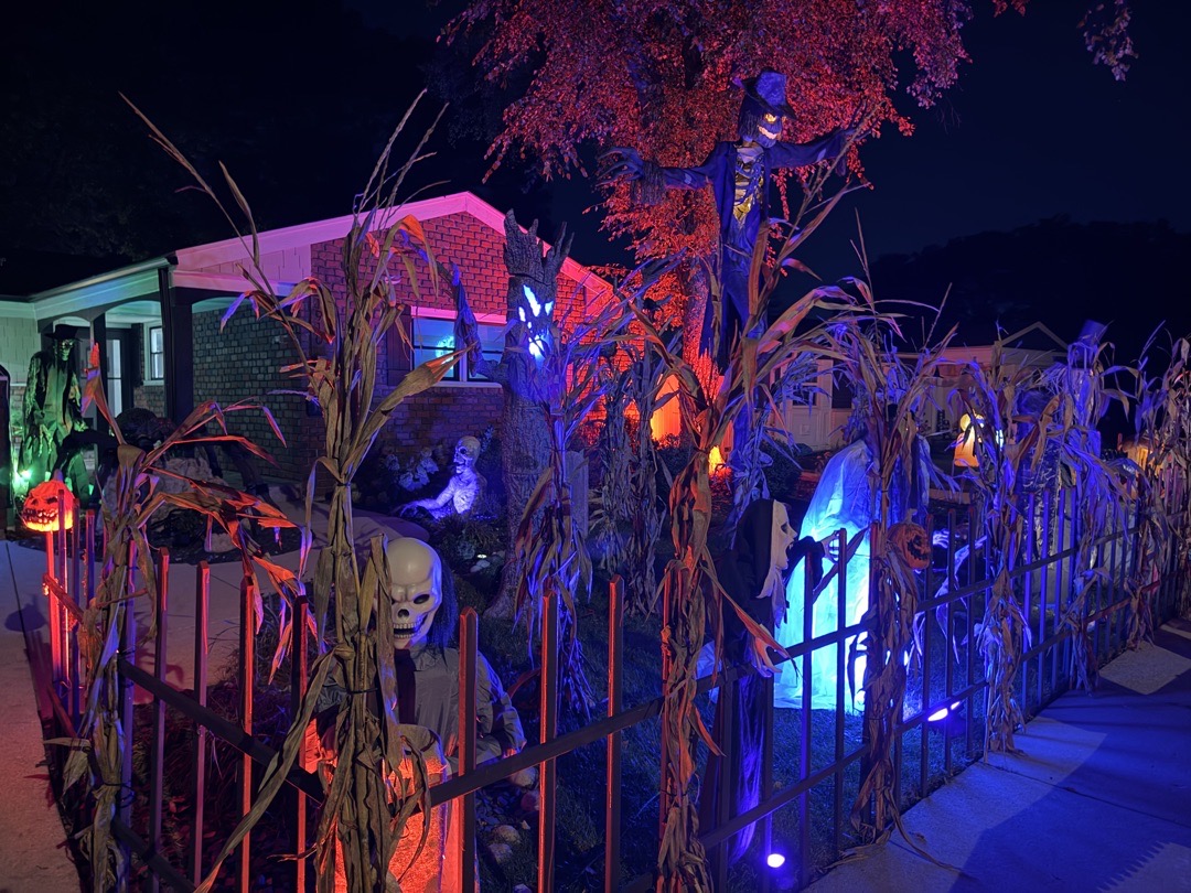A Haunt On Verde Drive in Arlington Heights, IL
