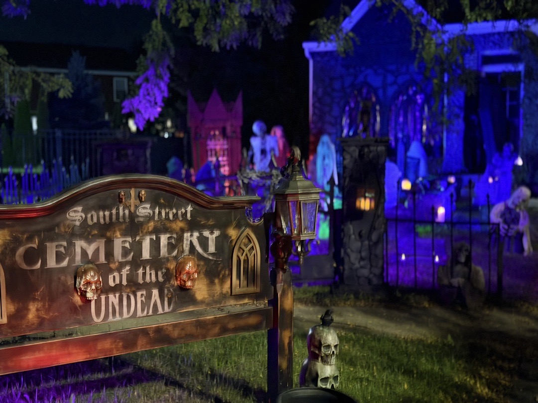 South Street Cemetery Of The Undead Halloween Haunt in Carpentersville, Illinois