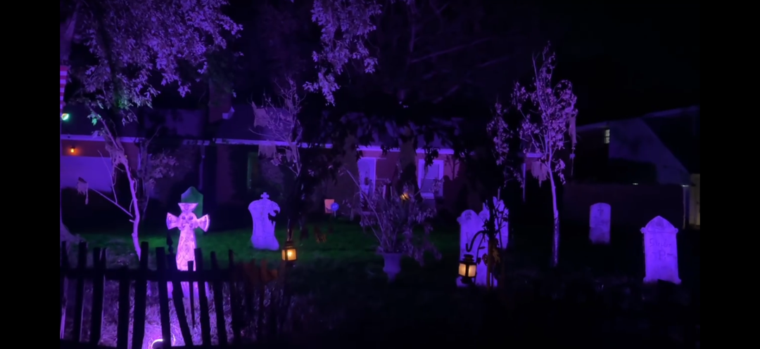 Wolf Manor Graveyard Halloween Haunt in Chicago Heights, Illinois