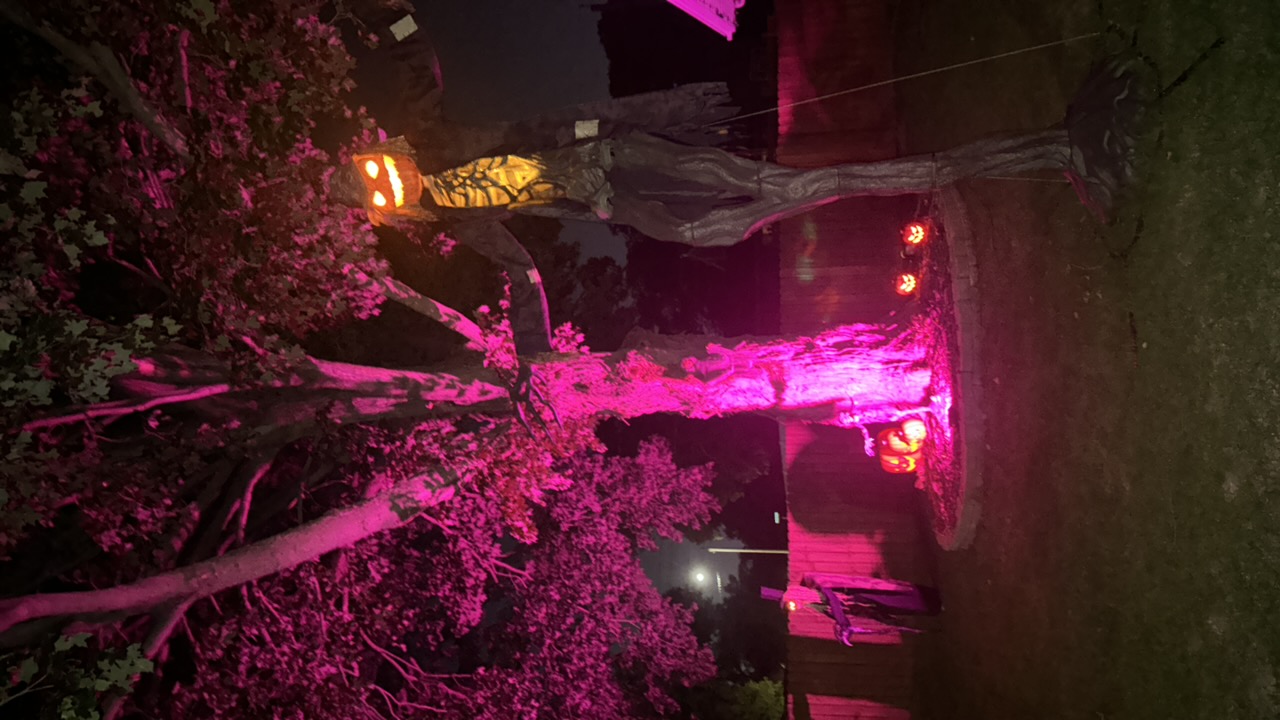 Four Corners Of The Grave! Halloween Haunt in Rock Island, Illinois