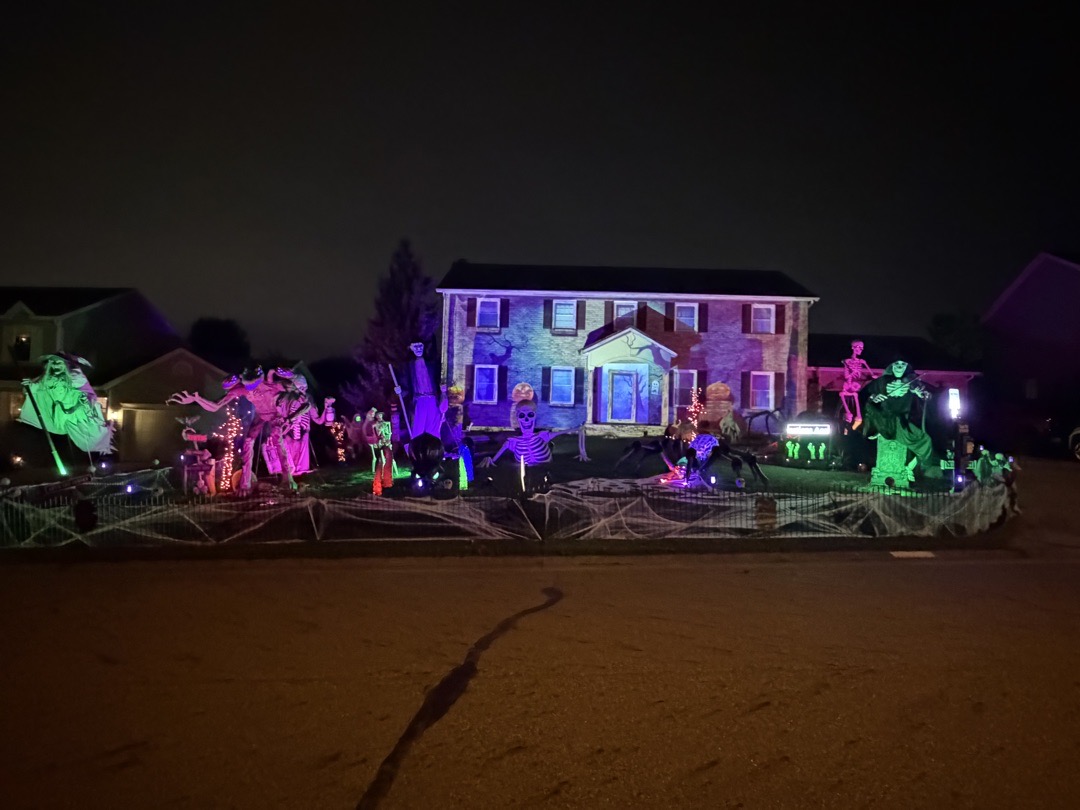 Stanley Family Light Display in Louisville, Ohio