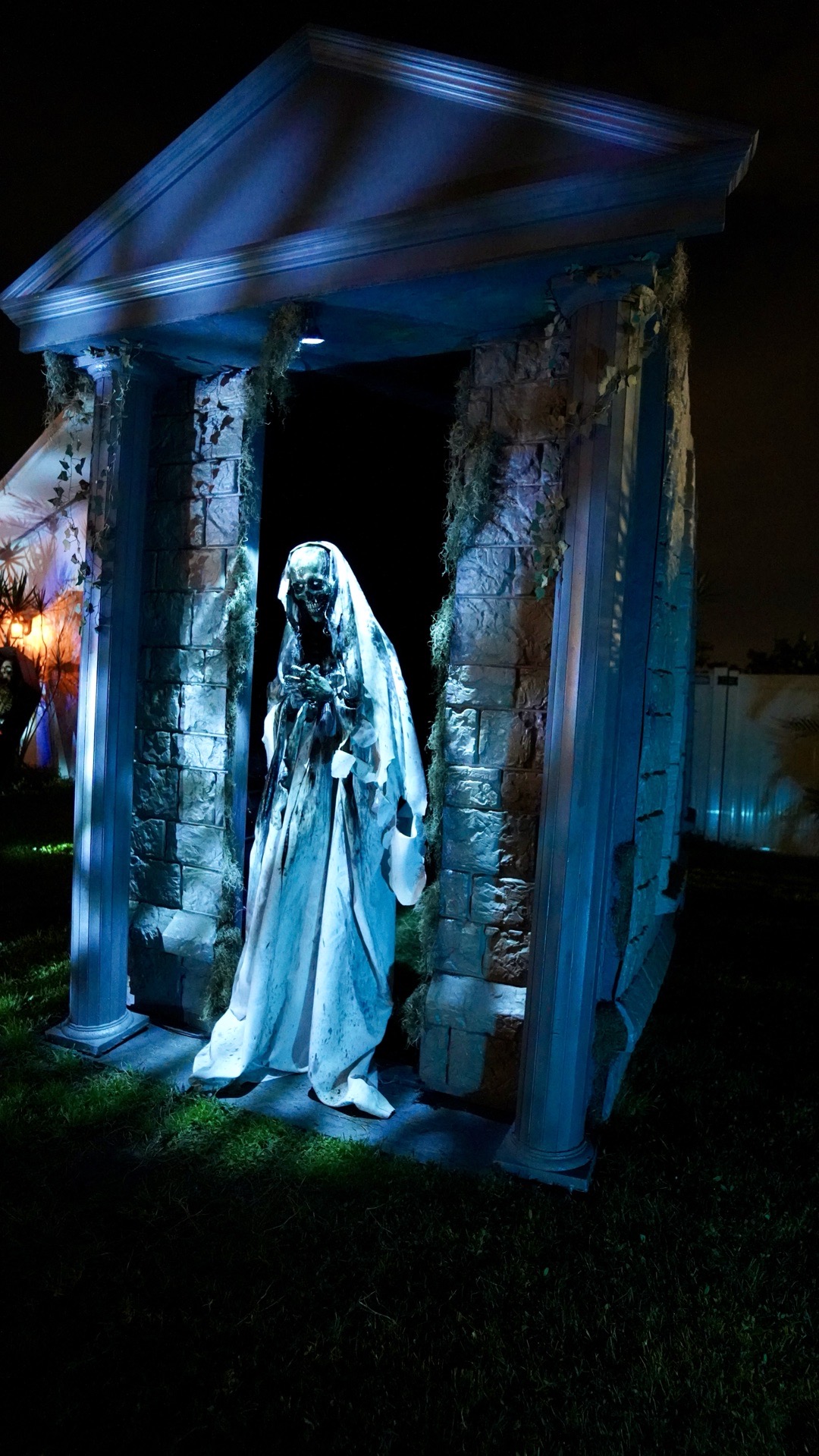 Tombs of Tamaron in Sarasota, FL