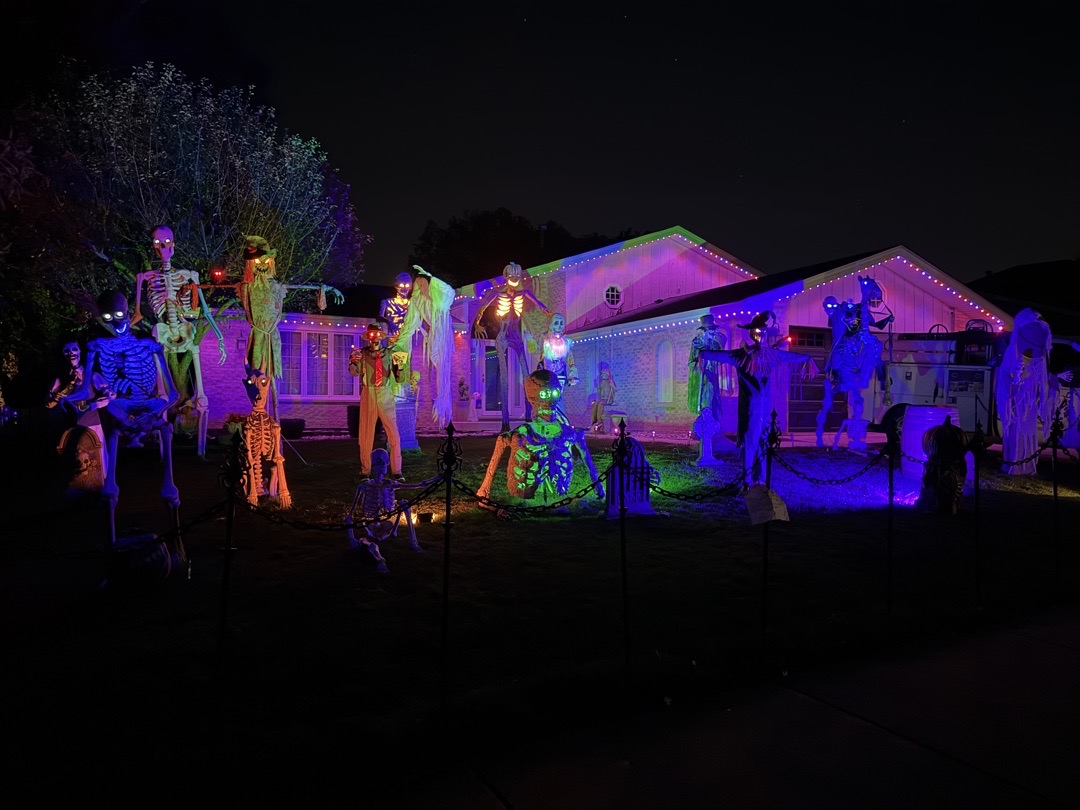 Brook Hill Drives Halloween House in Orland Park, Illinois