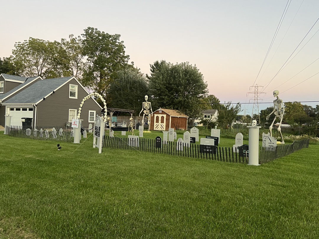 Dead End Cemetery Halloween Haunt in Sandusky, Ohio