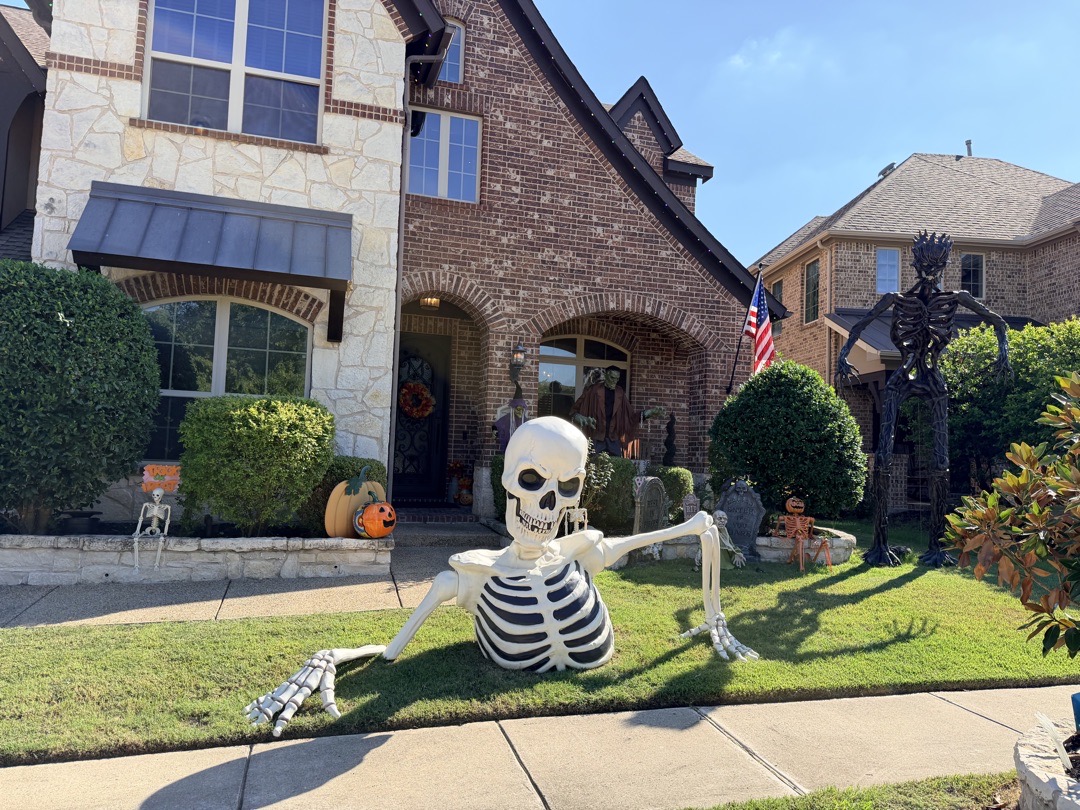 Frankenstein’s Front Yard Halloween Haunt in McKinney, Texas