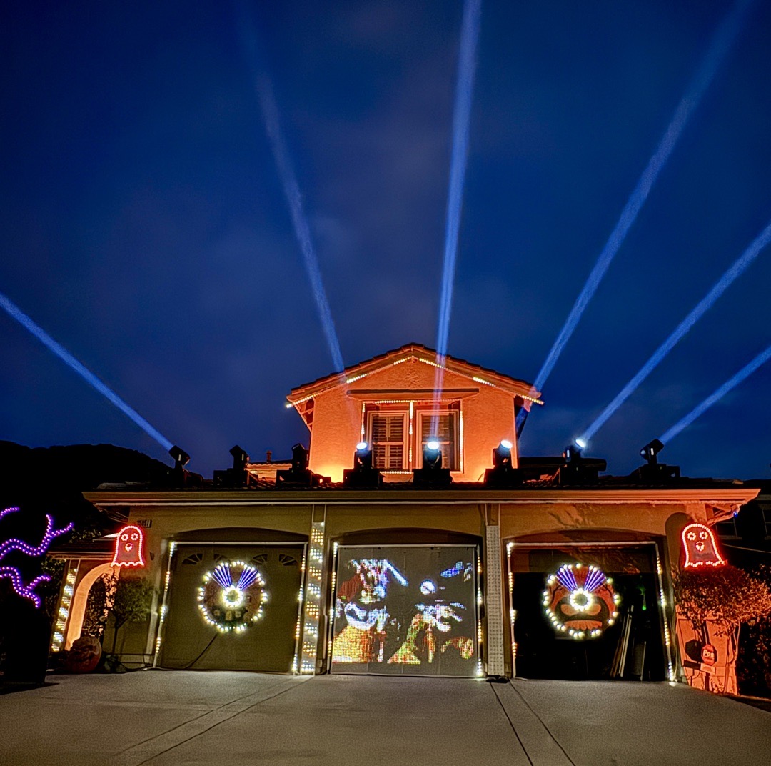 Southern Oaks Light Show