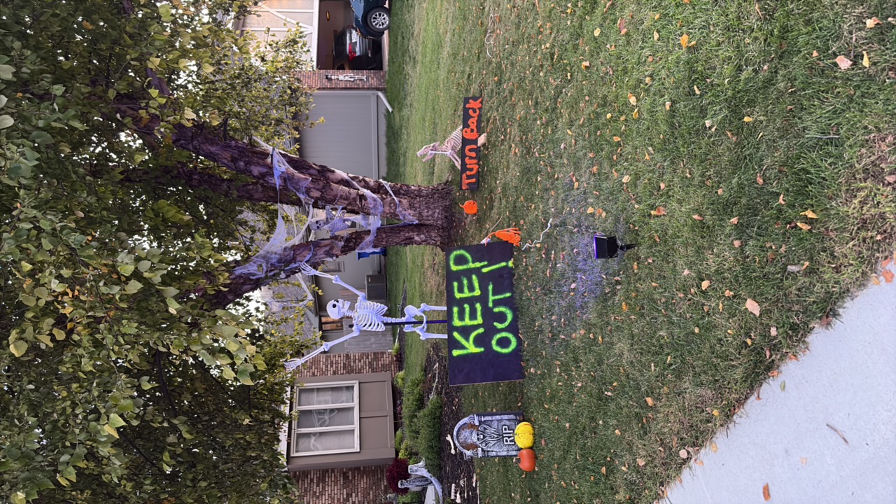 Tara Hills Halloween Display in Papillion, Nebraska