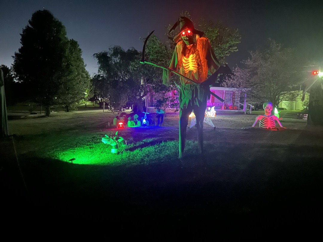 Girkin’s Gauntlet Of Horrors Drive-Through Haunt in Bowling Green, Kentucky