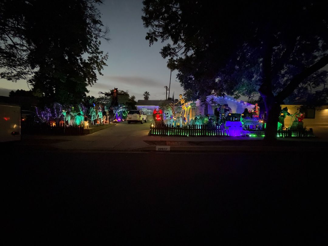 Skullcraft Street Haunted House in Los Angeles, California