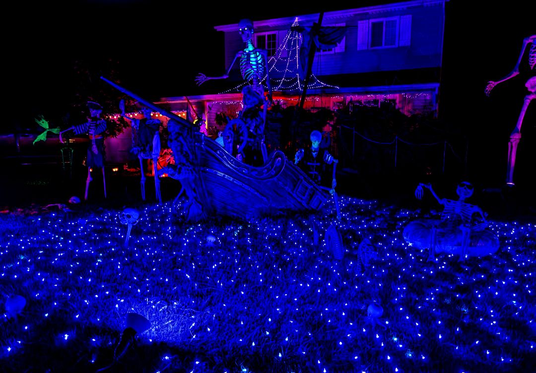 LakeHouse of Horrors Halloween Display in Sheffield Lake, Ohio