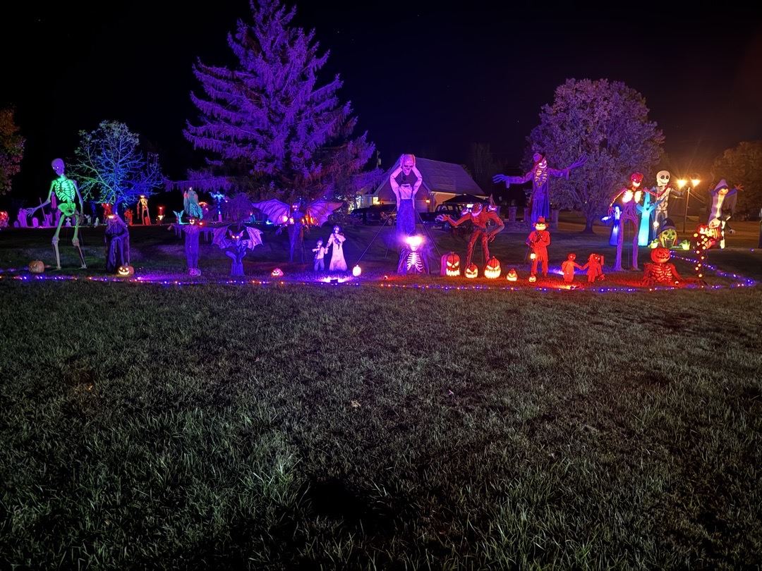 Halloween on McWhorter corner 2026 in London, Kentucky