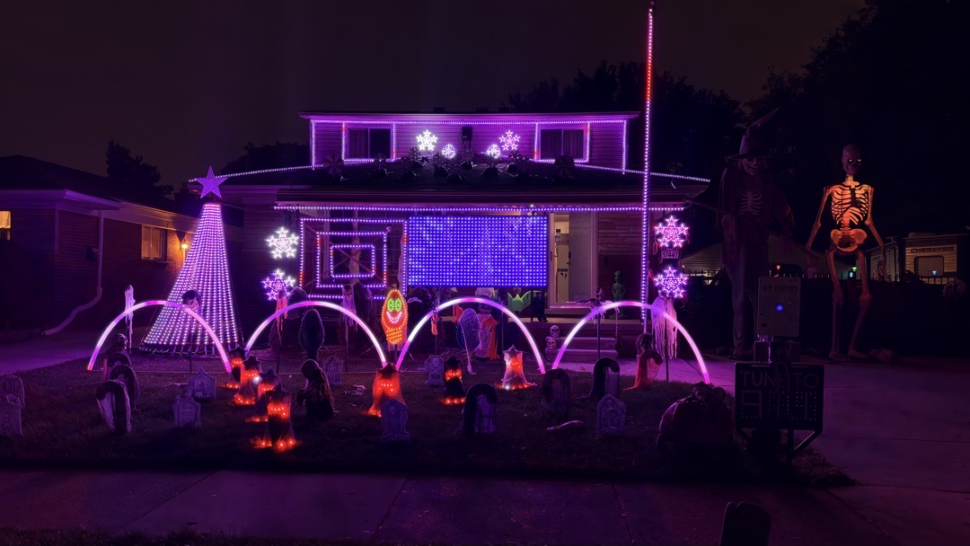 Peek-a-Boo Display in Allen Park, Michigan
