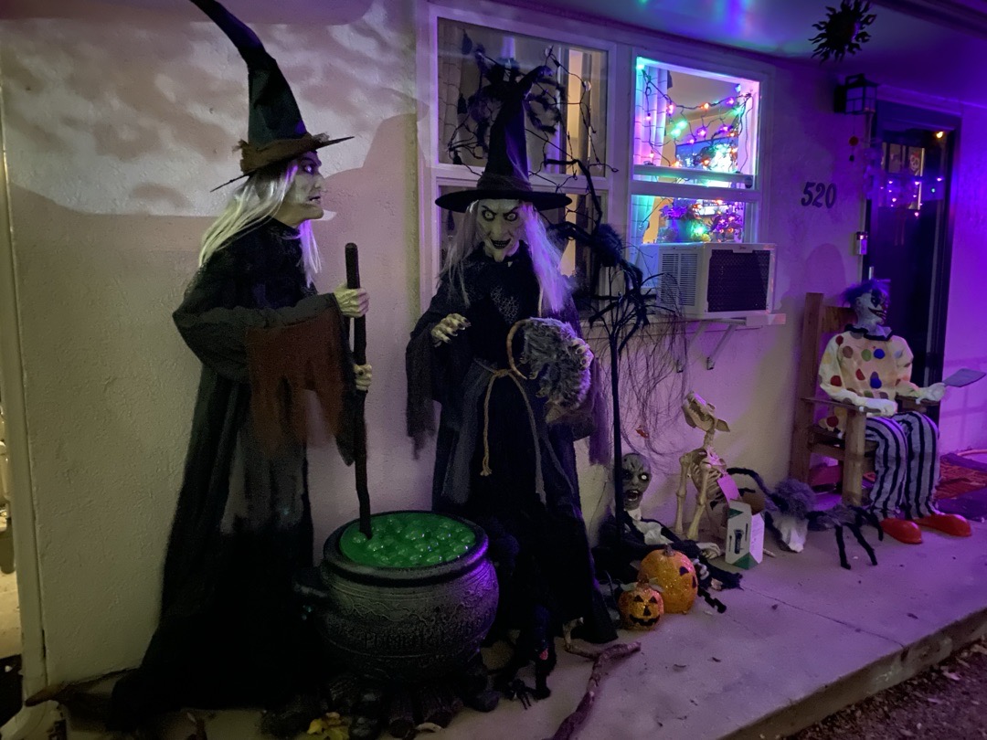 Kruel Manor Halloween Haunt in Colorado Springs, Colorado